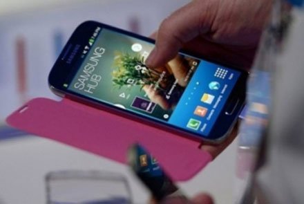 fb-150614-smartphone-resize