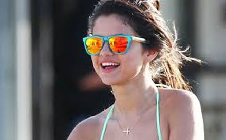 O verão dos óculos espelhados