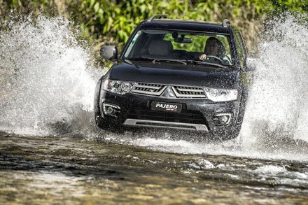 Pajero-HPE-S---1