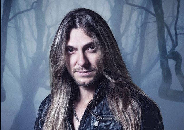 Edu-Falaschi-2014-e1420815470298