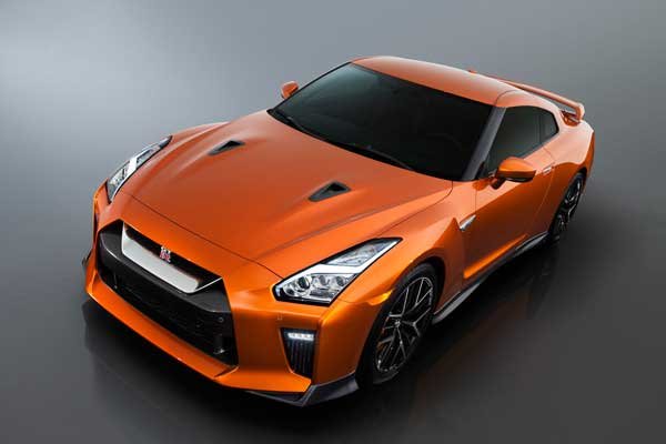 19-out-18---Nissan-GT-R-2019---1