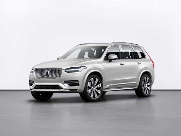 248334_Refreshed_Volvo_XC90_Inscription_T8_Twin_Engine_in_Birch_Light_Metallic
