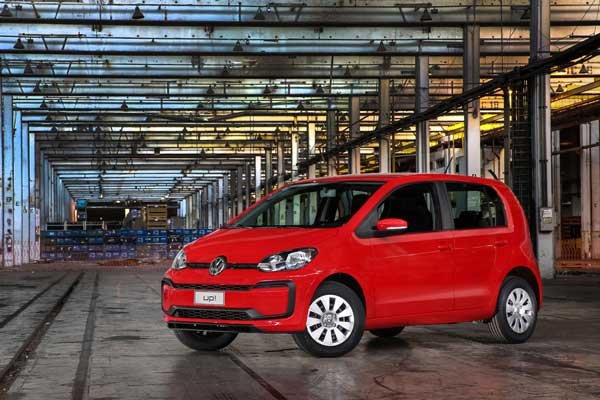 02-mai-19---VW-up!-MPI-2020---1