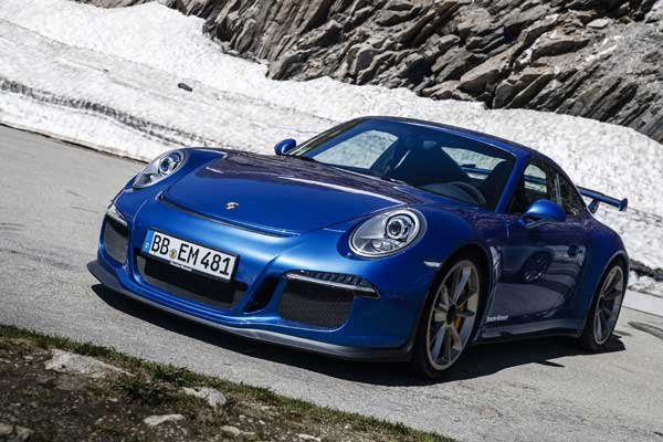 08-ago-19---Porsche-911-GT3-completa-20-anos---2