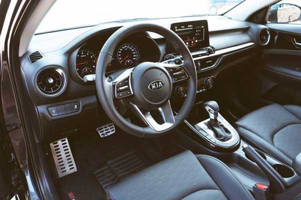 11-out-19---Novo-Kia-Cerato-2.0---2