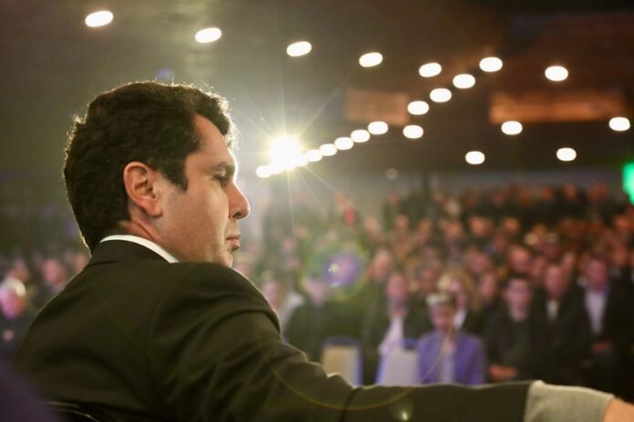 Foto-Rogerio-Machado_Easy-Resize.com_