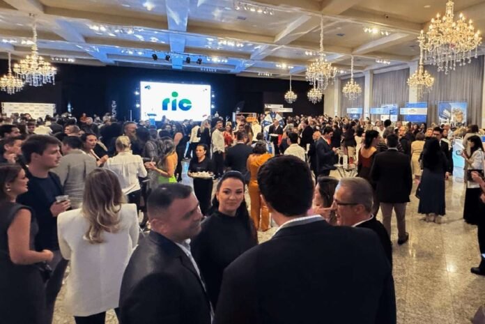 WhatsApp Image 2025-10-27 at 14.44.47 (1)