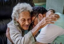 Redação do Enem 2025 aborda as perspectivas para o envelhecimento