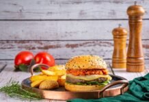 CWBurguer Fest vai até 23 de novembro; confira os estabelecimentos participantes