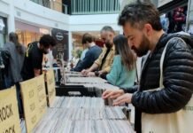 Sábado com encontro de colecionadores, feira de vinil com Black Friday e bate-papo com DJs de música eletrônica