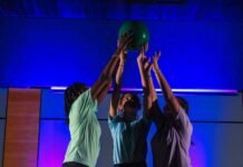 Trabalho socioeducativo transforma vida de alunos e alunas de escolas públicas de Curitiba