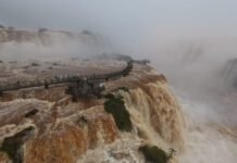 Vazão das Cataratas do Iguaçu chega a 6 milhões de litros por segundo e amplia espetáculo da natureza