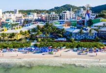 Há lugares que a gente visita. A Vila do Farol a gente leva para a vida