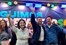 Cristina Graeml continua caminhada pelo Paraná, agora ao lado de Sandro Alex Cristina Graeml, candidata ao Senado ao lado de Sandro Alex e Ratinho Junior em evento no interior do Estado (Foto: Redes Sociais/CG)