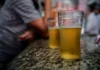 Álcool e cigarro podem causar cegueira, alertam especialistas