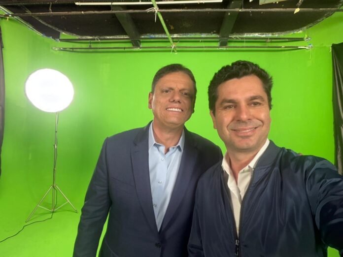 Tarcisio-grava-apoio-a-Alexandre-Curi-e-reforca-uniao-do-Republicanos-na-disputa-pelo-Senado