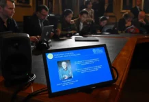 Belga que descobriu menor partícula do universo recebe Nobel da Física